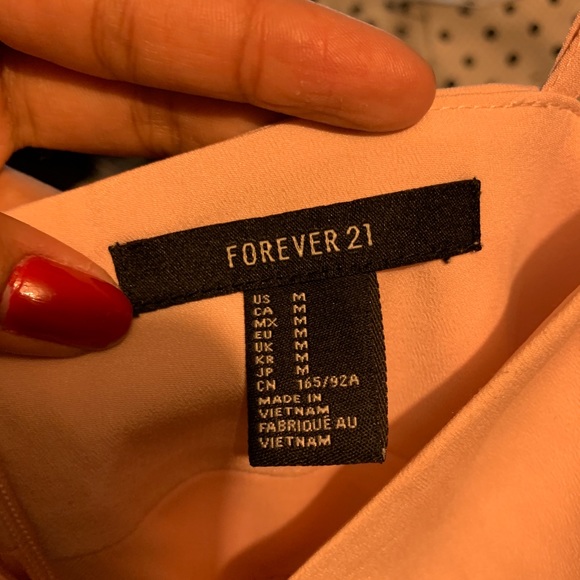 Pink, sleeveless, short romper - Picture 6 of 7